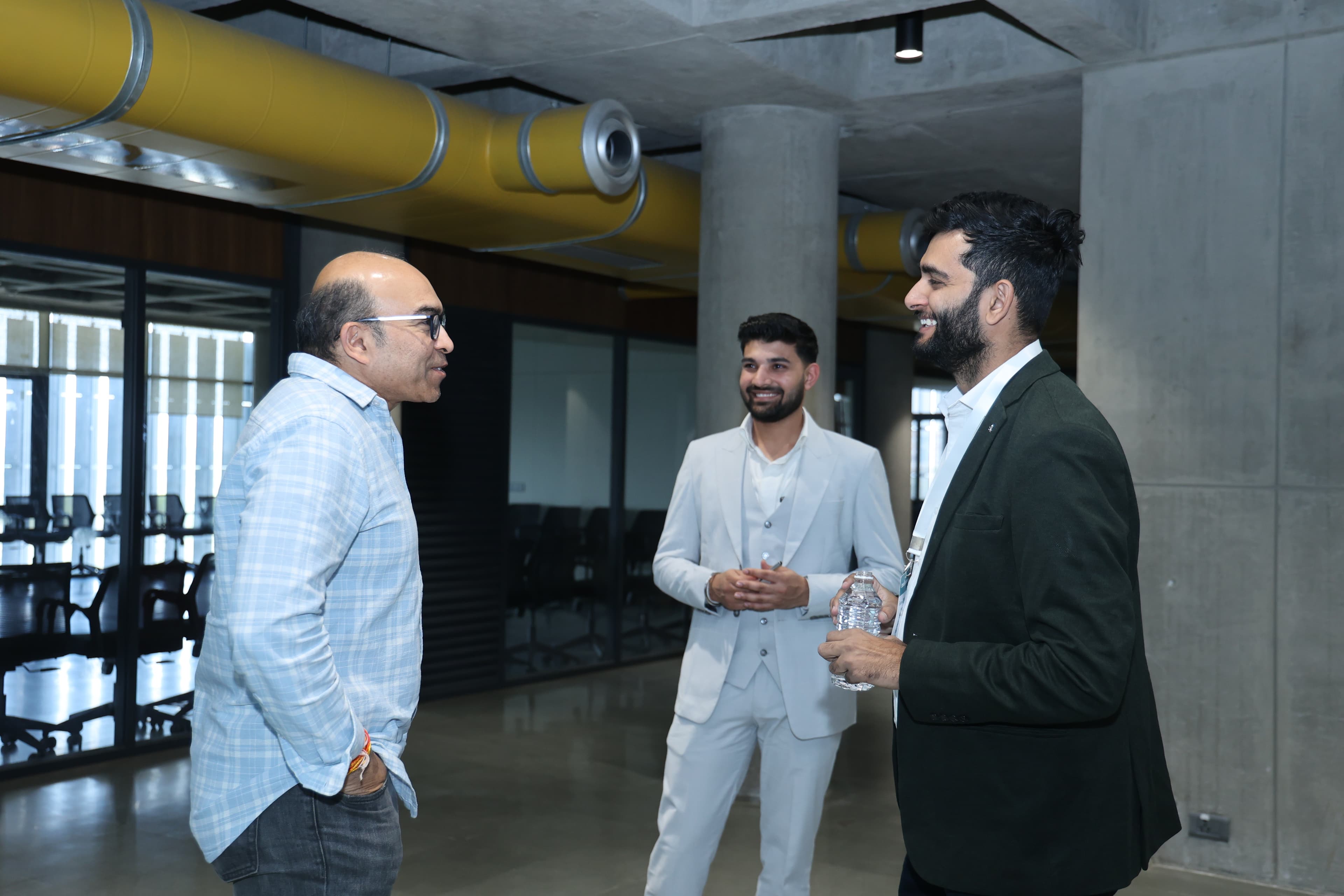 Investor and founder conversation after a pitch